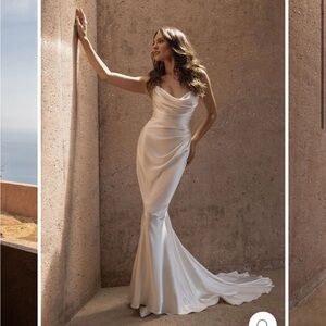 Elegant White Wedding Dress